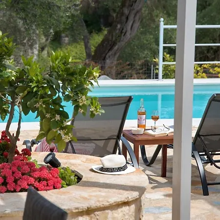 Rei 3 Bedroom With Pool