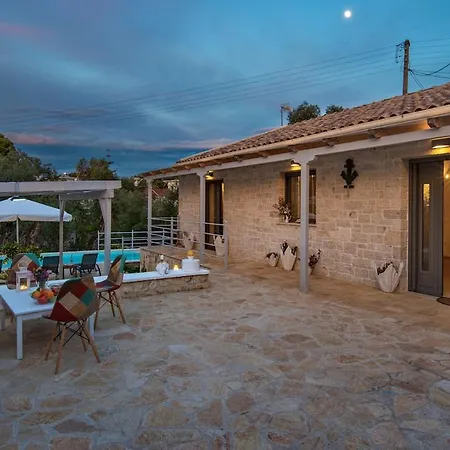 Rei 3 Bedroom With Pool Villa Vlachopoulátika