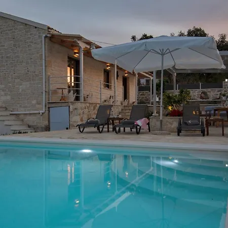 Rei 3 Bedroom With Pool Villa