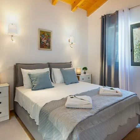 Villa Rei 3 Bedroom With Pool *