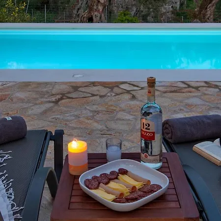 Rei 3 Bedroom With Pool *