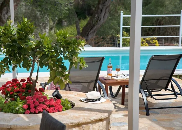 Rei 3 Bedroom With Pool